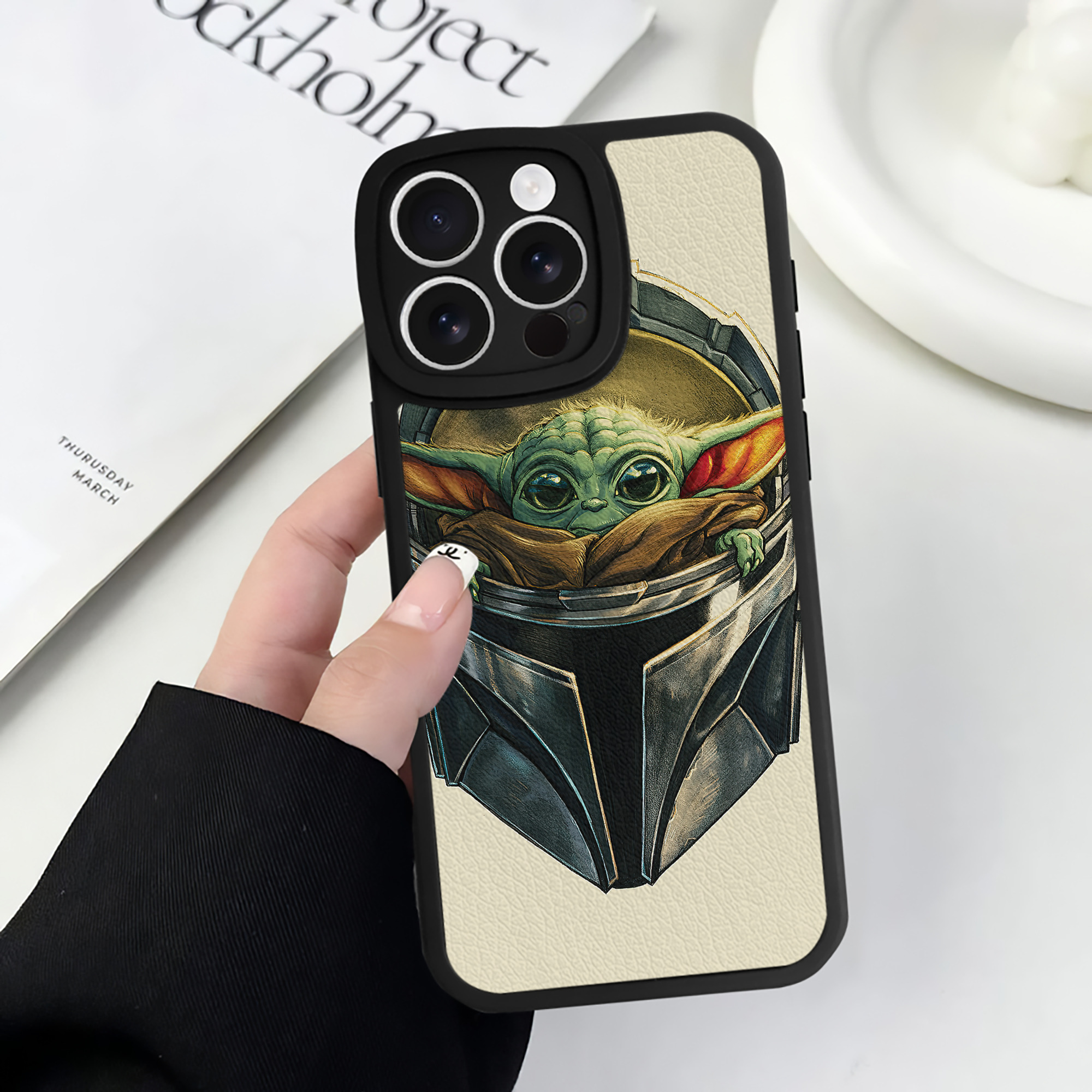 （画像用） スター・ウォーズ Star Wars 【iPhone 16シリーズ対応】シリコンスマホケース（レザー調） 材質：シリコン